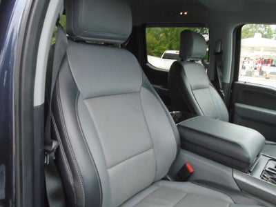 2022 Ford F-150 LARIAT 4WD SuperCrew 5.5' Box