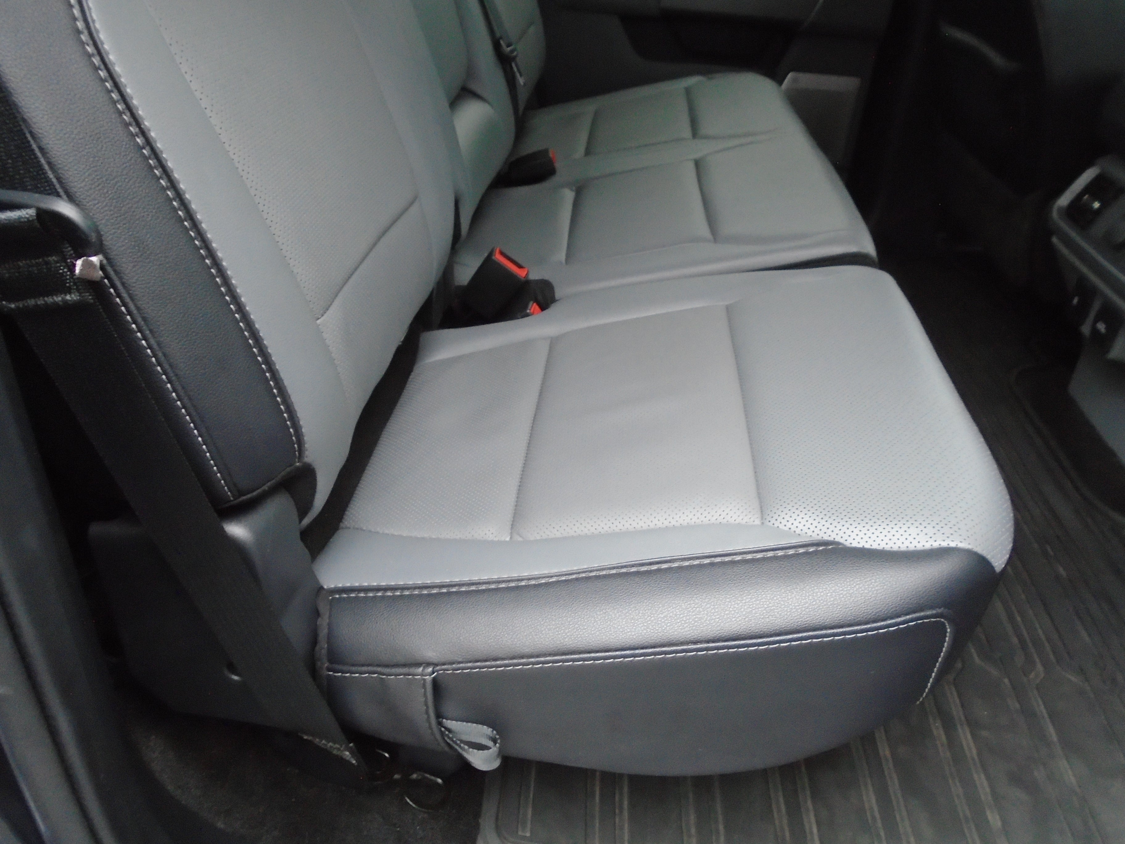 2022 Ford F-150 LARIAT 4WD SuperCrew 5.5' Box