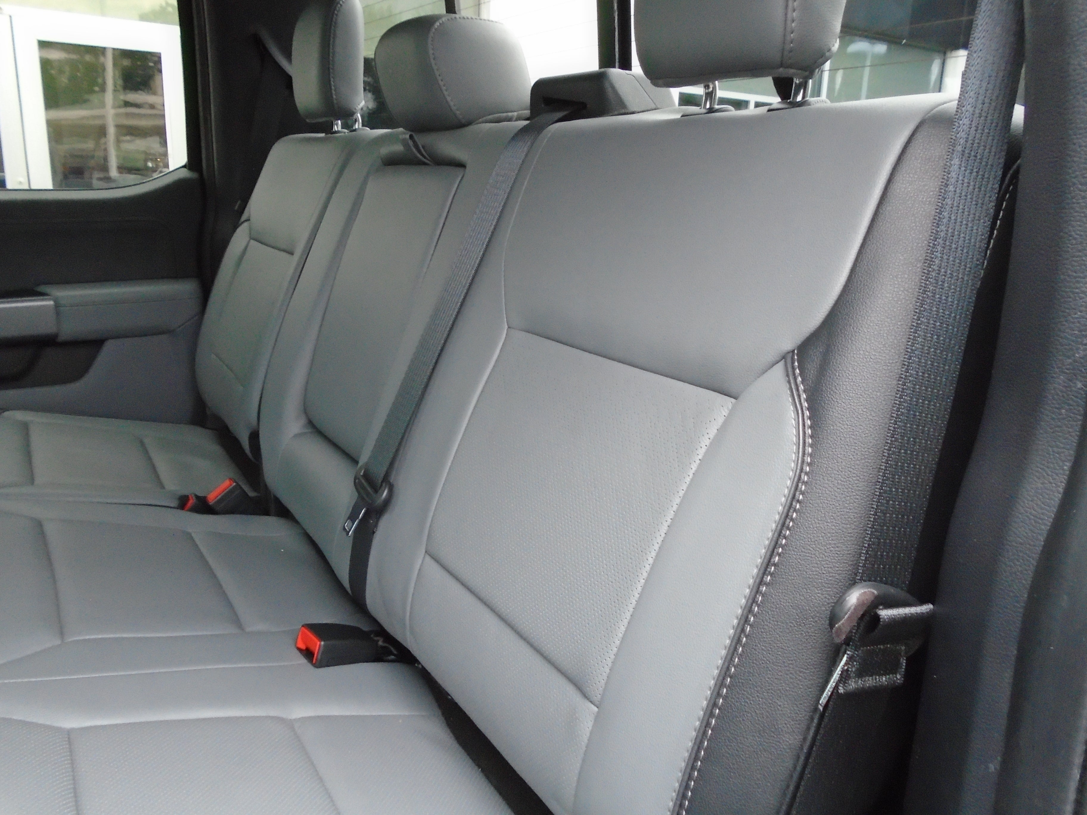 2022 Ford F-150 LARIAT 4WD SuperCrew 5.5' Box