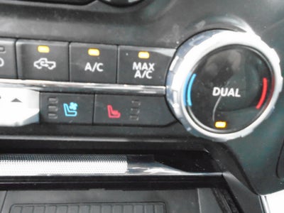 2022 Ford F-150 LARIAT 4WD SuperCrew 5.5' Box