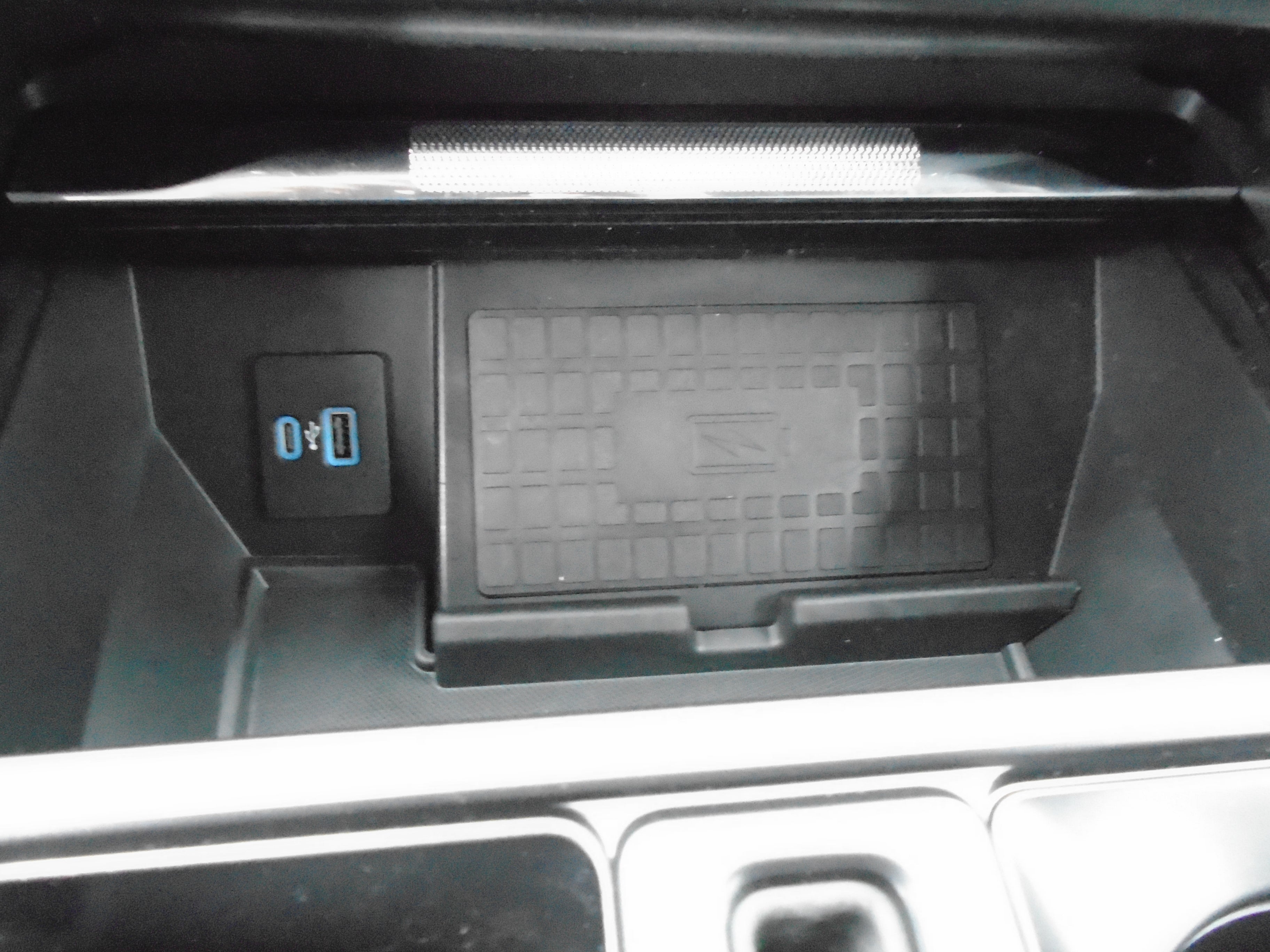 2022 Ford F-150 LARIAT 4WD SuperCrew 5.5' Box