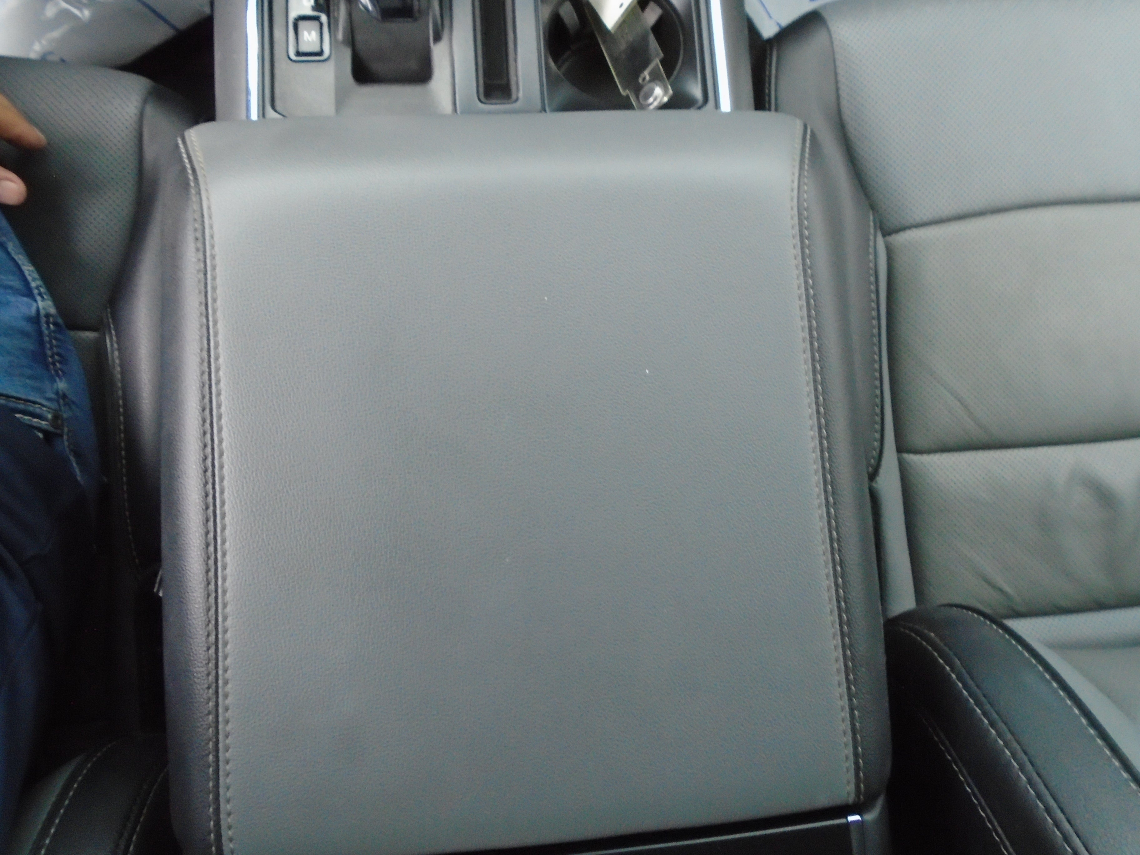 2022 Ford F-150 LARIAT 4WD SuperCrew 5.5' Box