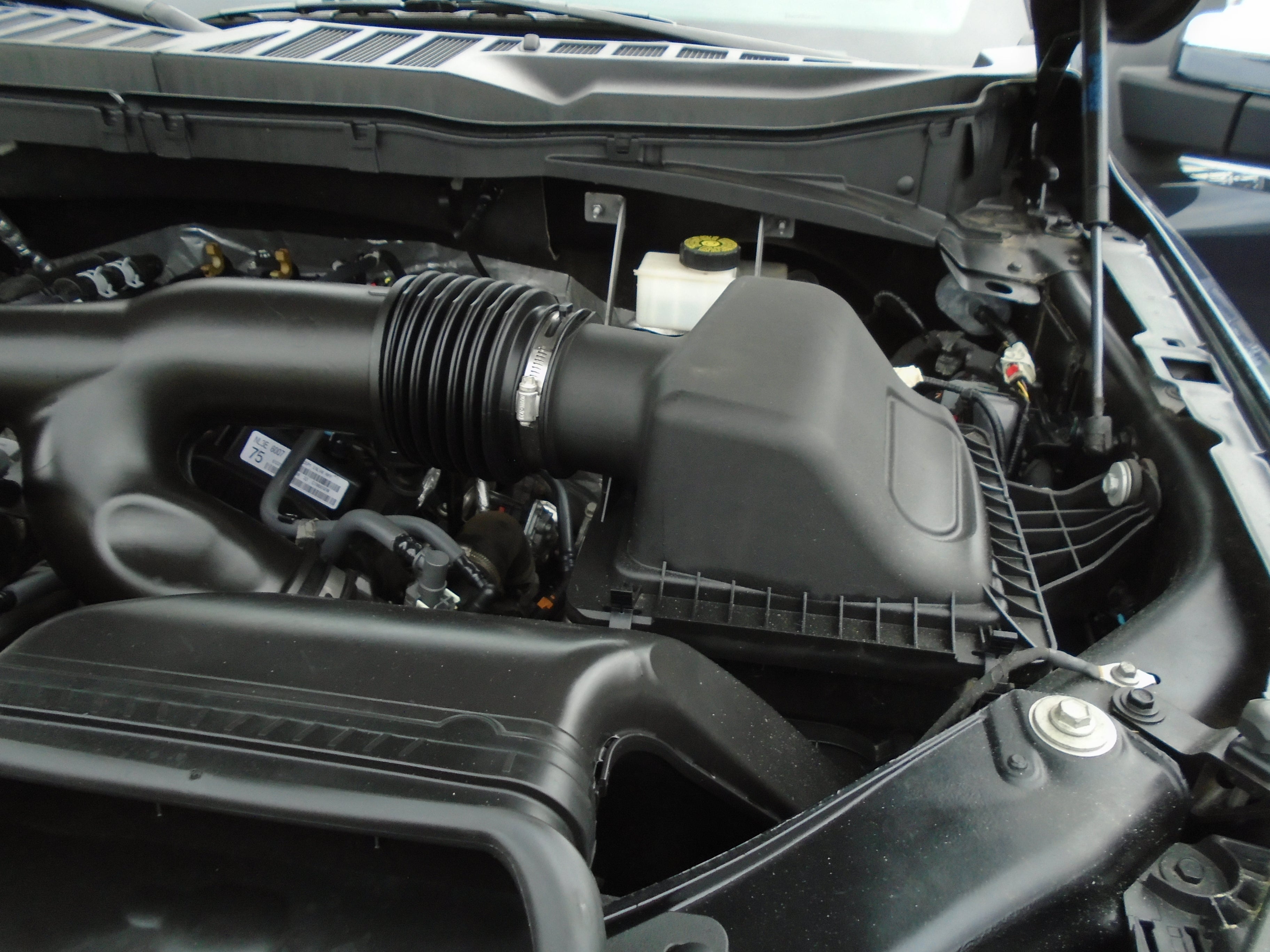2022 Ford F-150 LARIAT 4WD SuperCrew 5.5' Box
