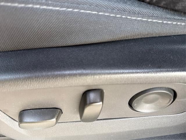 2022 Chevrolet Silverado 1500 Crew Cab Short Box 4-Wheel Drive LT 2FL