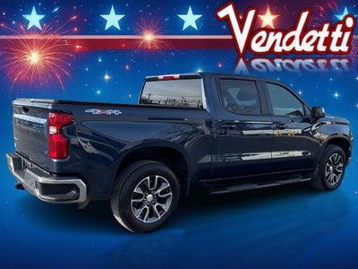 2022 Chevrolet Silverado 1500 Crew Cab Short Box 4-Wheel Drive LT 2FL