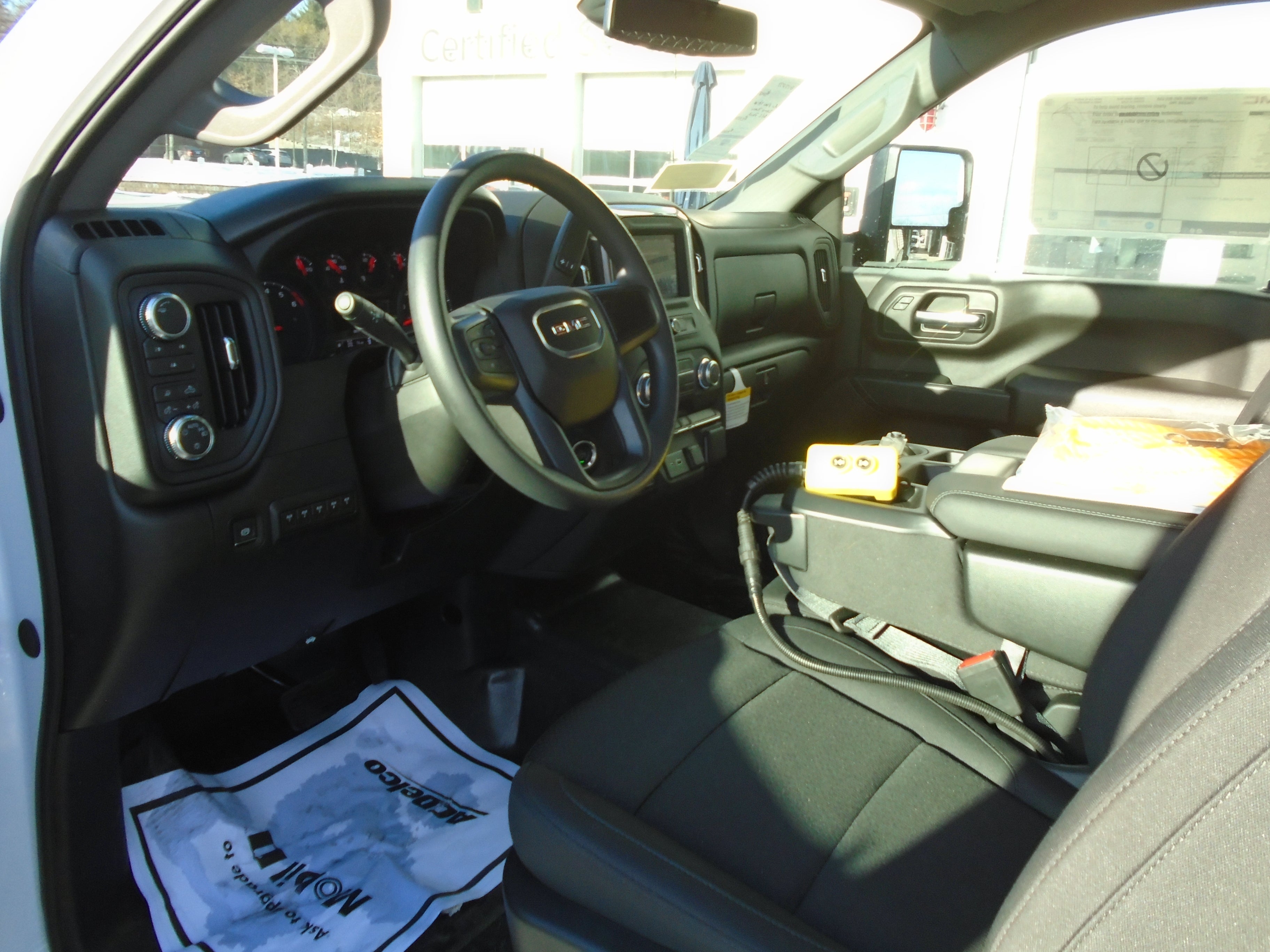 2026 GMC Sierra 3500 HD Chassis Cab Pro