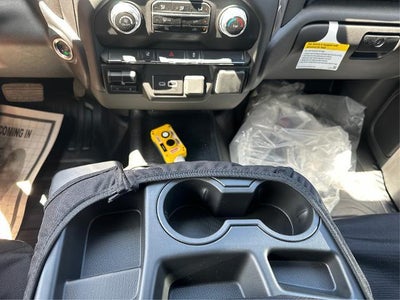 2025 GMC Sierra 3500 HD Chassis Cab Pro