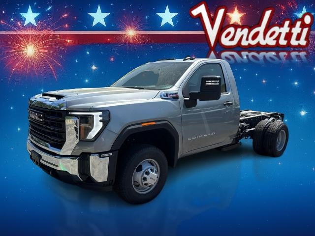 2026 GMC Sierra 3500 HD Chassis Cab Pro