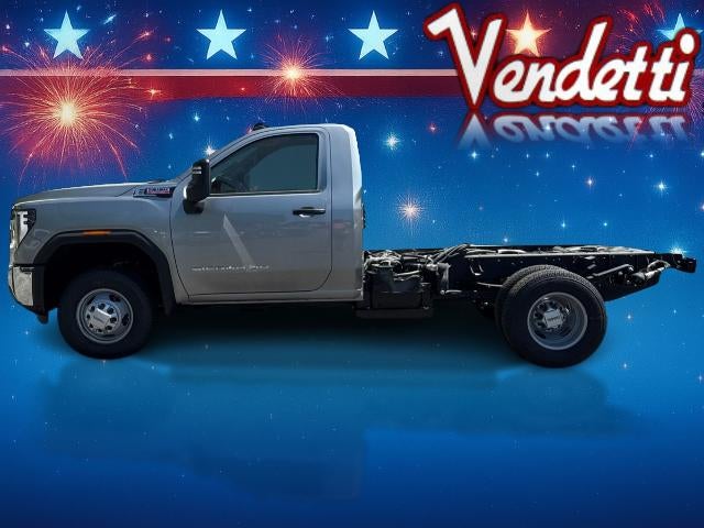 2026 GMC Sierra 3500 HD Chassis Cab Pro
