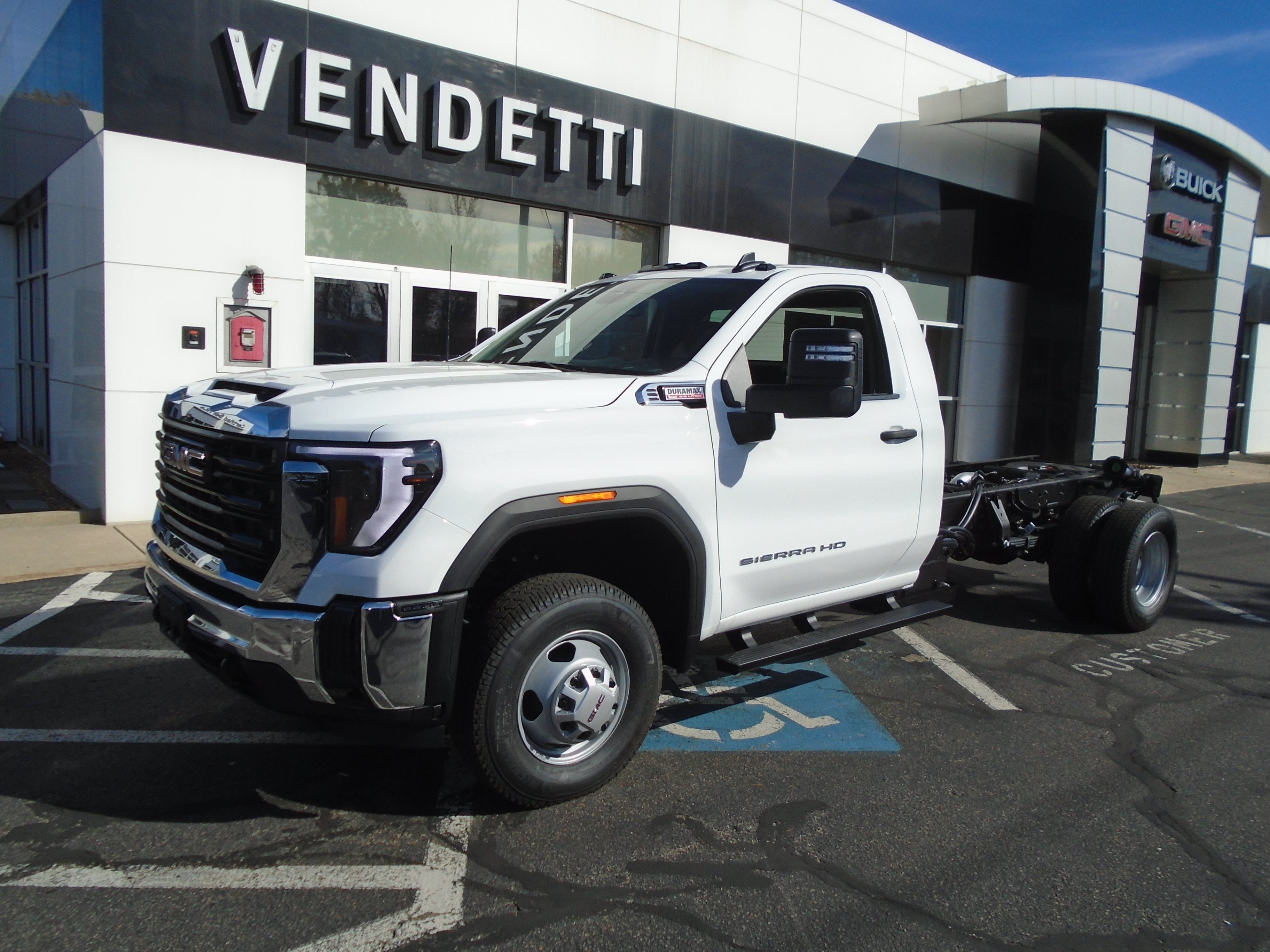 2026 GMC Sierra 3500 HD Chassis Cab Pro