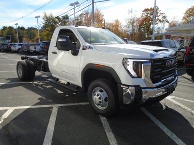 2026 GMC Sierra 3500 HD Chassis Cab Pro