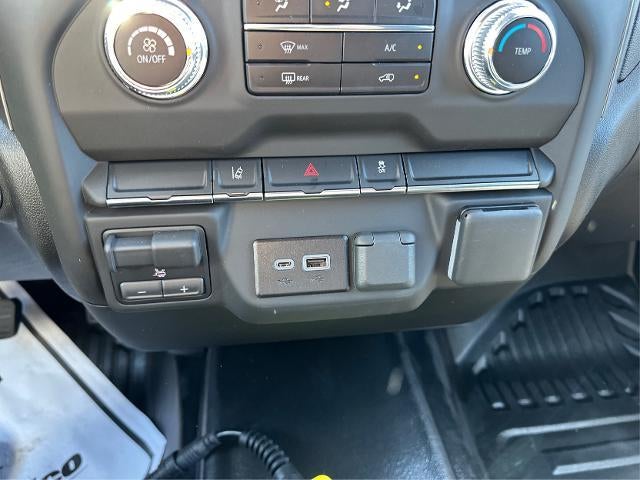 2025 GMC Sierra 3500 HD Chassis Cab Pro