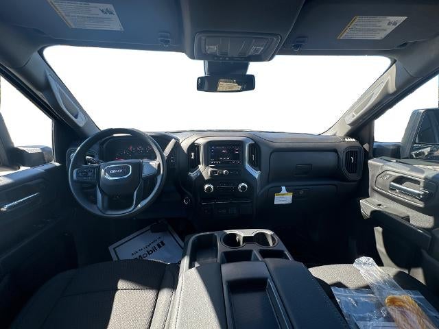 2025 GMC Sierra 3500 HD Chassis Cab Pro