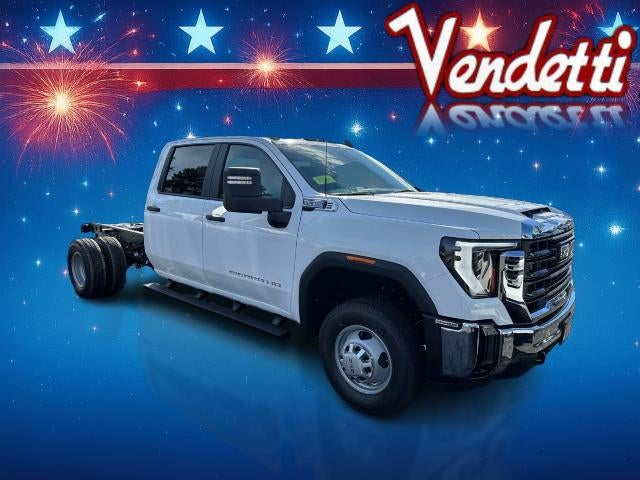 2026 GMC Sierra 3500 HD Chassis Cab Pro