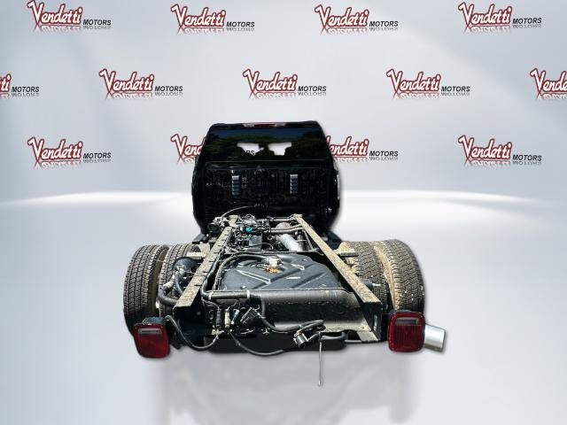 2025 GMC Sierra 3500 HD Chassis Cab Pro