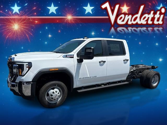 2026 GMC Sierra 3500 HD Chassis Cab Pro
