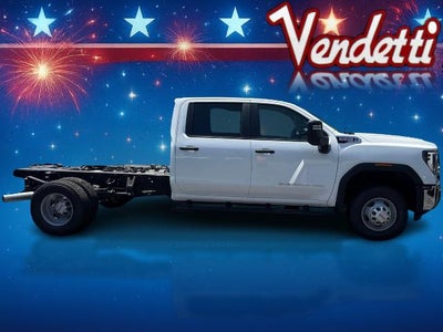 2026 GMC Sierra 3500 HD Chassis Cab Pro