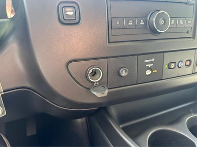 2025 GMC Savana Passenger 2500 LT