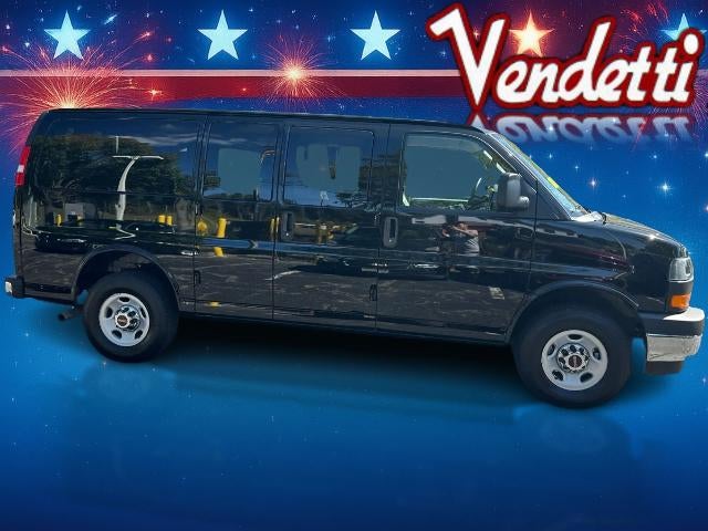 2025 GMC Savana Passenger 2500 LT