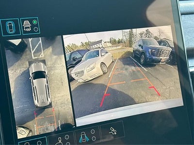 2026 GMC Acadia Base