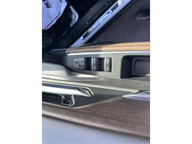 2026 GMC Acadia Base