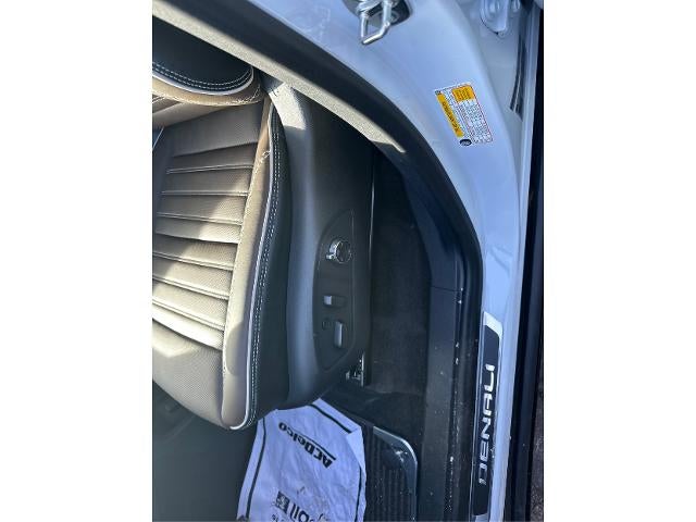 2026 GMC Acadia Base