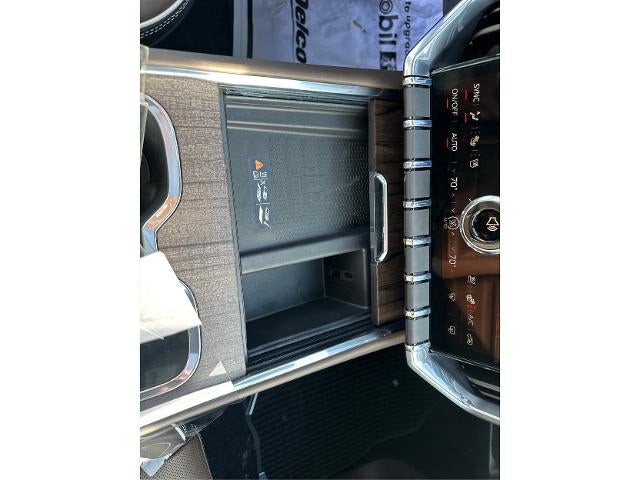 2026 GMC Acadia Base