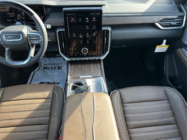 2026 GMC Acadia Base