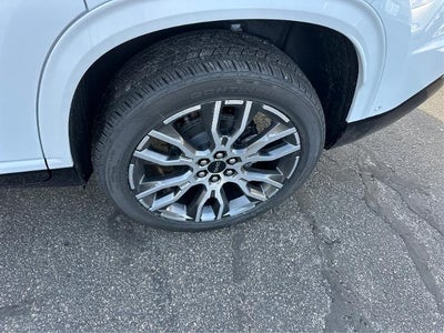 2026 GMC Acadia Base