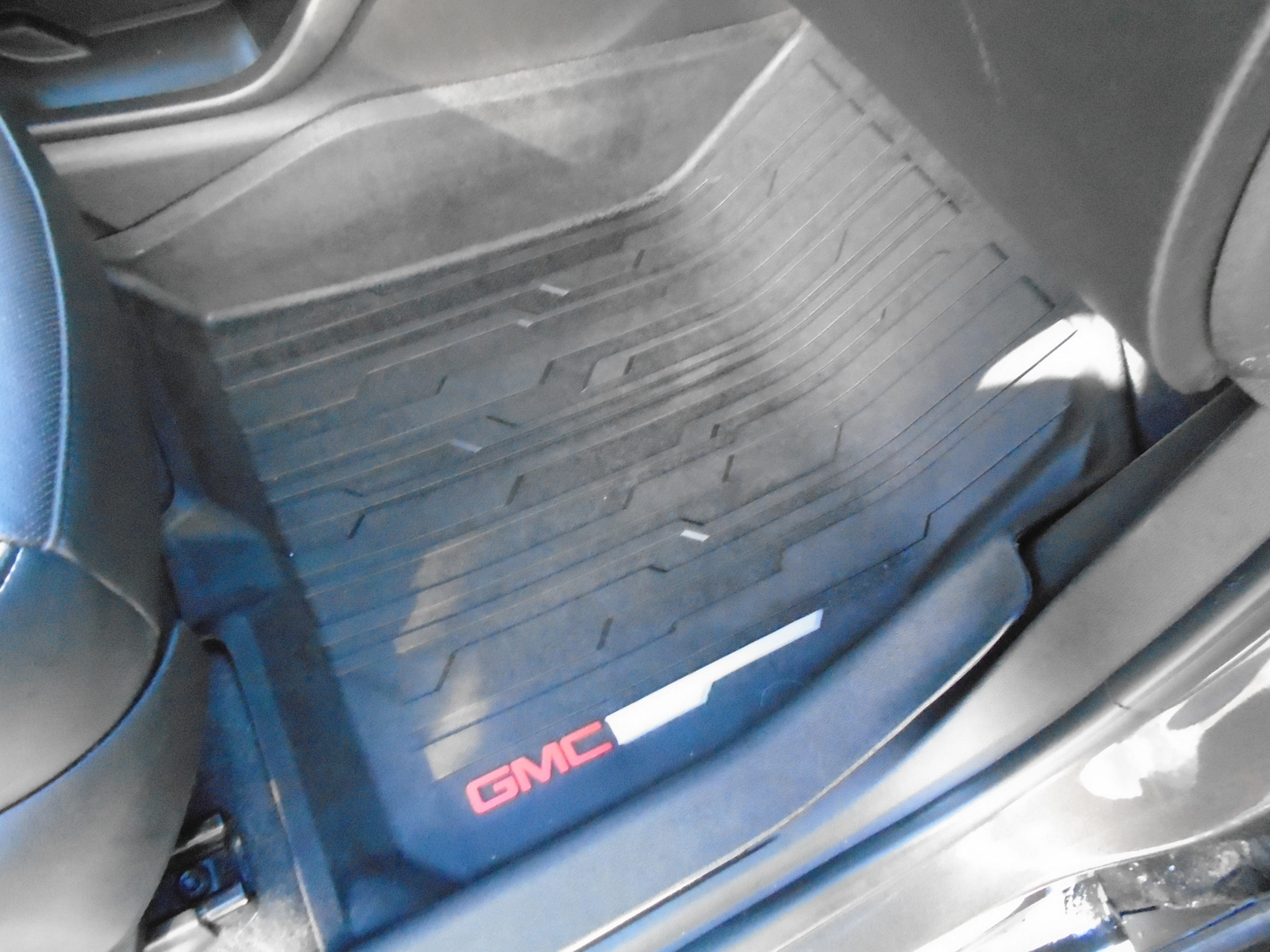 2020 GMC Acadia AWD Denali