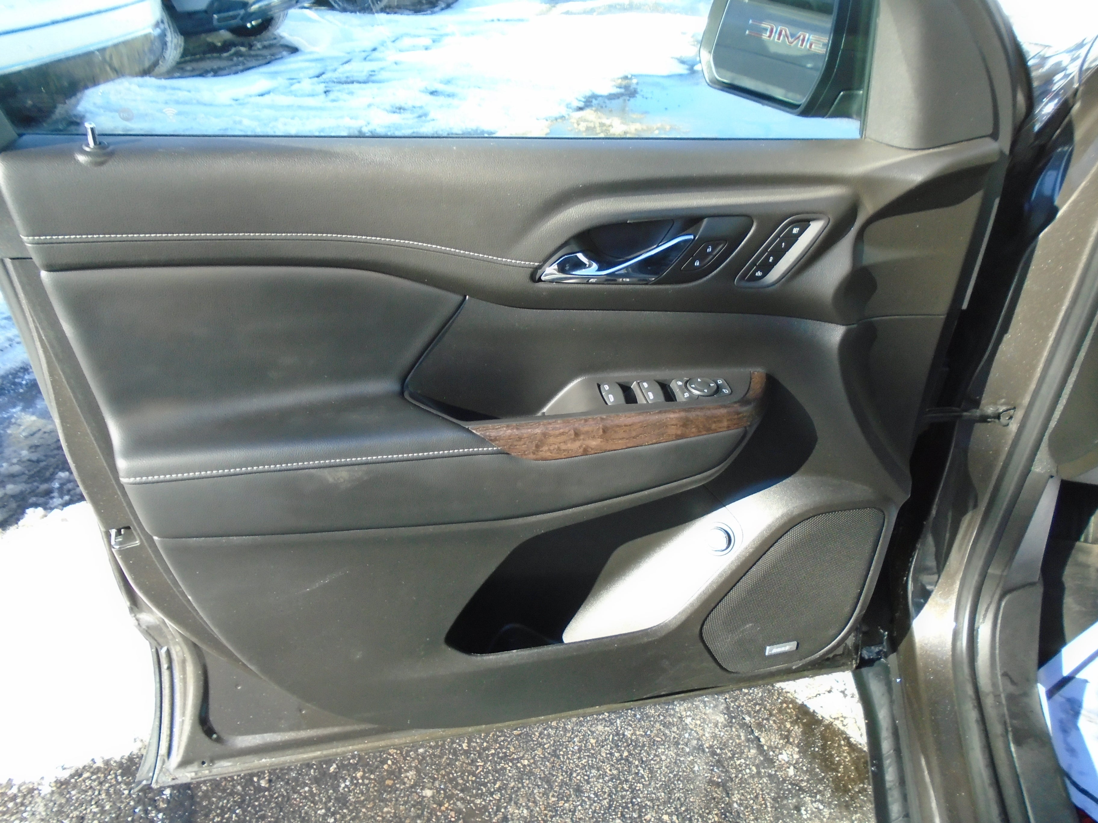 2020 GMC Acadia AWD Denali