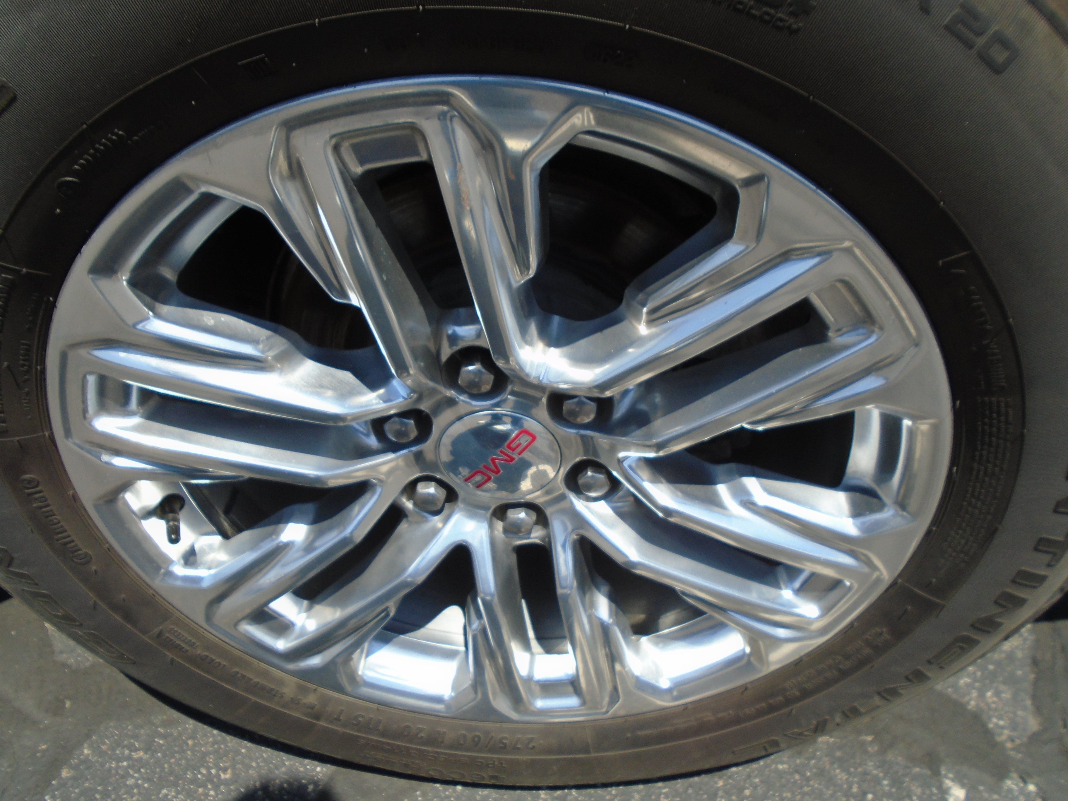 2023 GMC Yukon 4WD 4dr SLT