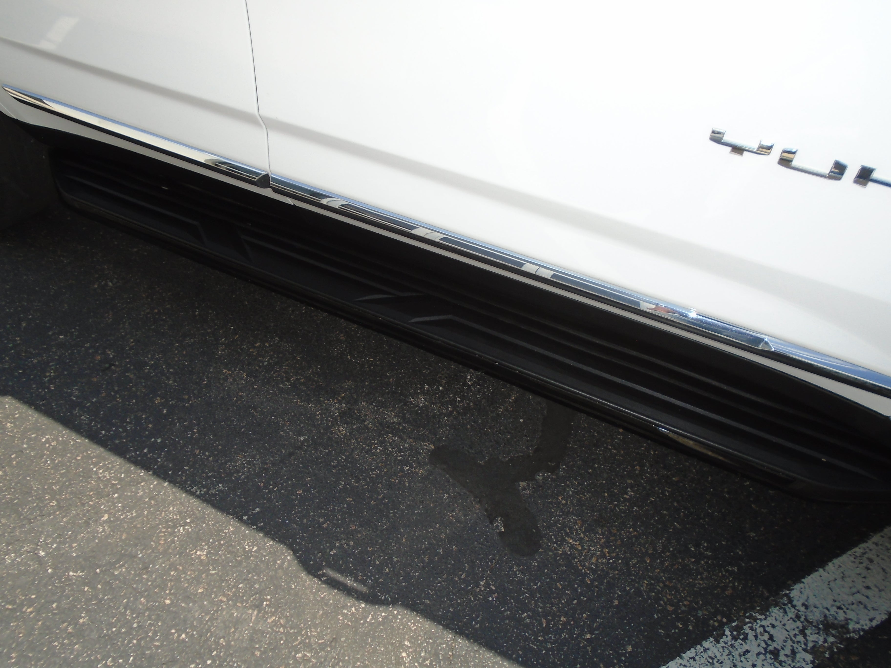 2023 GMC Yukon 4WD 4dr SLT