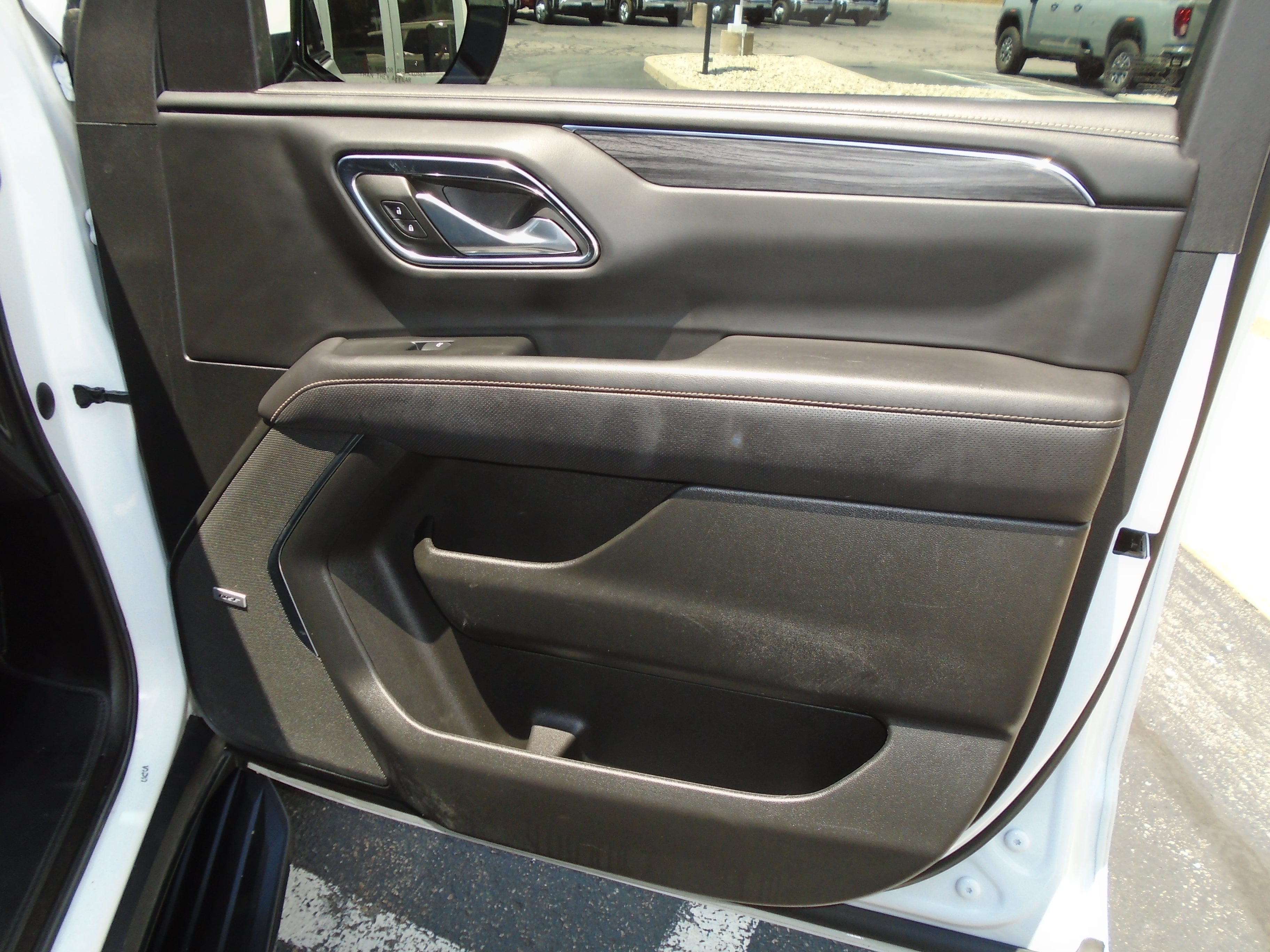 2023 GMC Yukon 4WD 4dr SLT