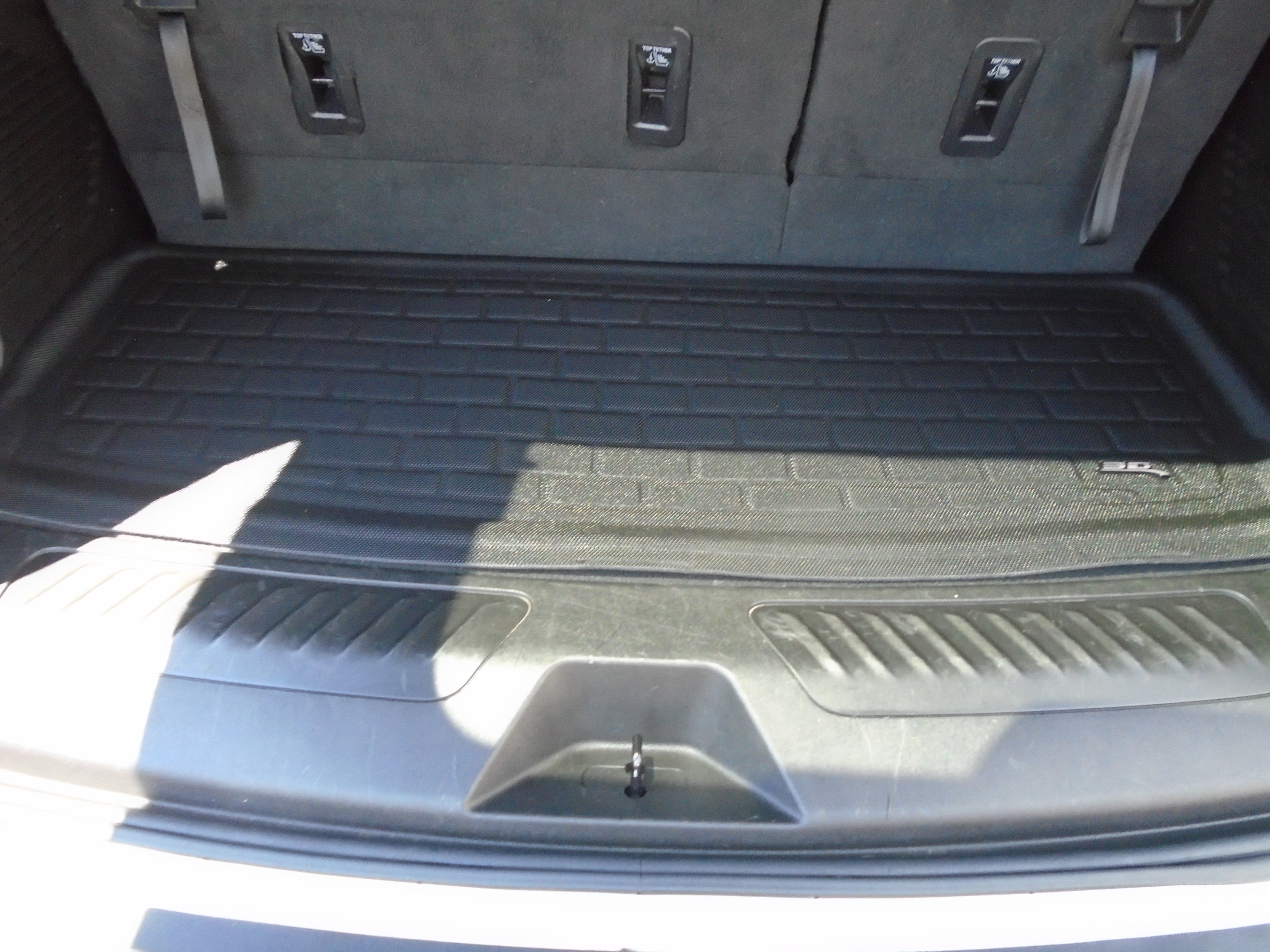 2023 GMC Yukon 4WD 4dr SLT