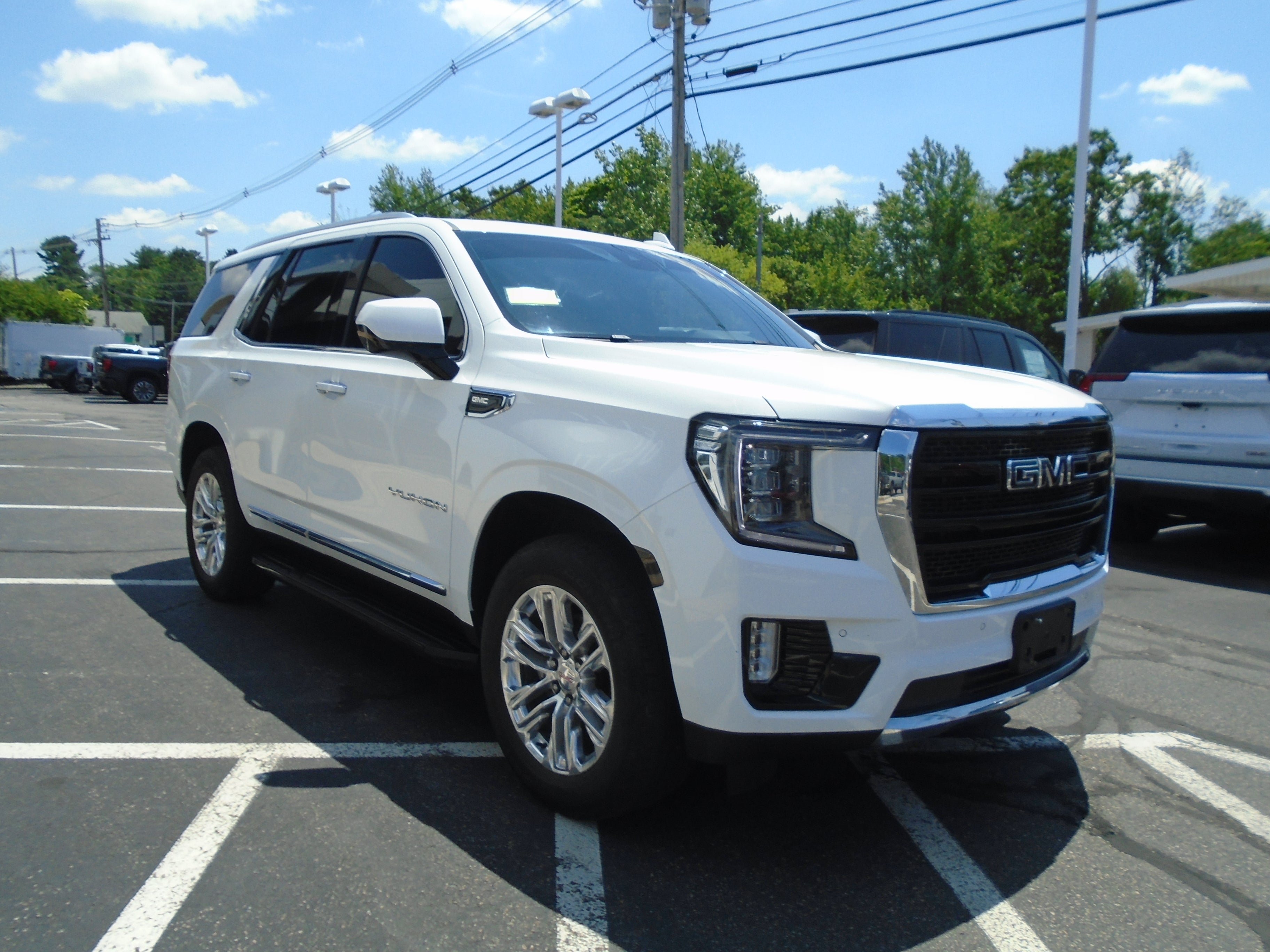 2023 GMC Yukon 4WD 4dr SLT