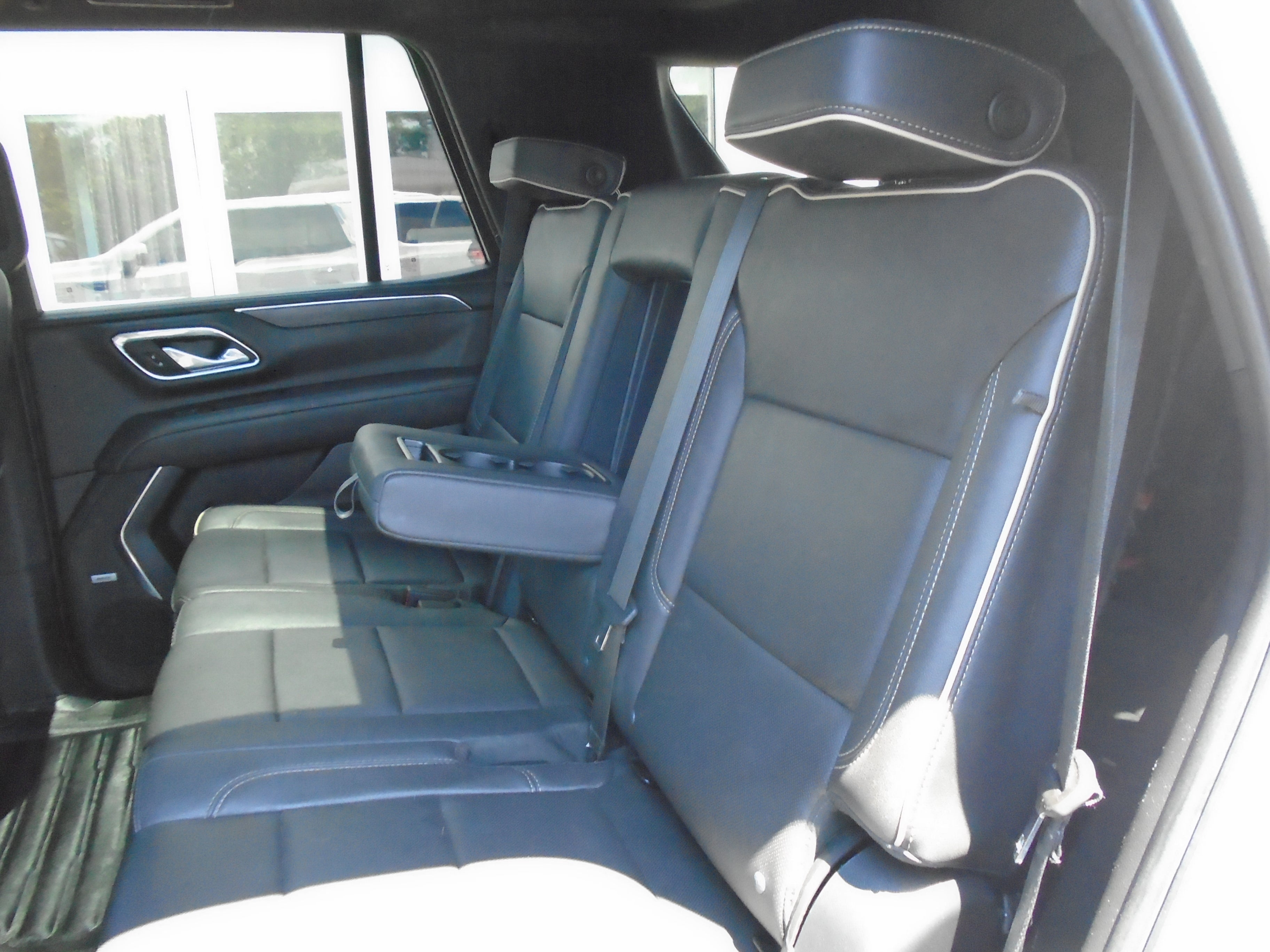 2023 GMC Yukon 4WD 4dr SLT