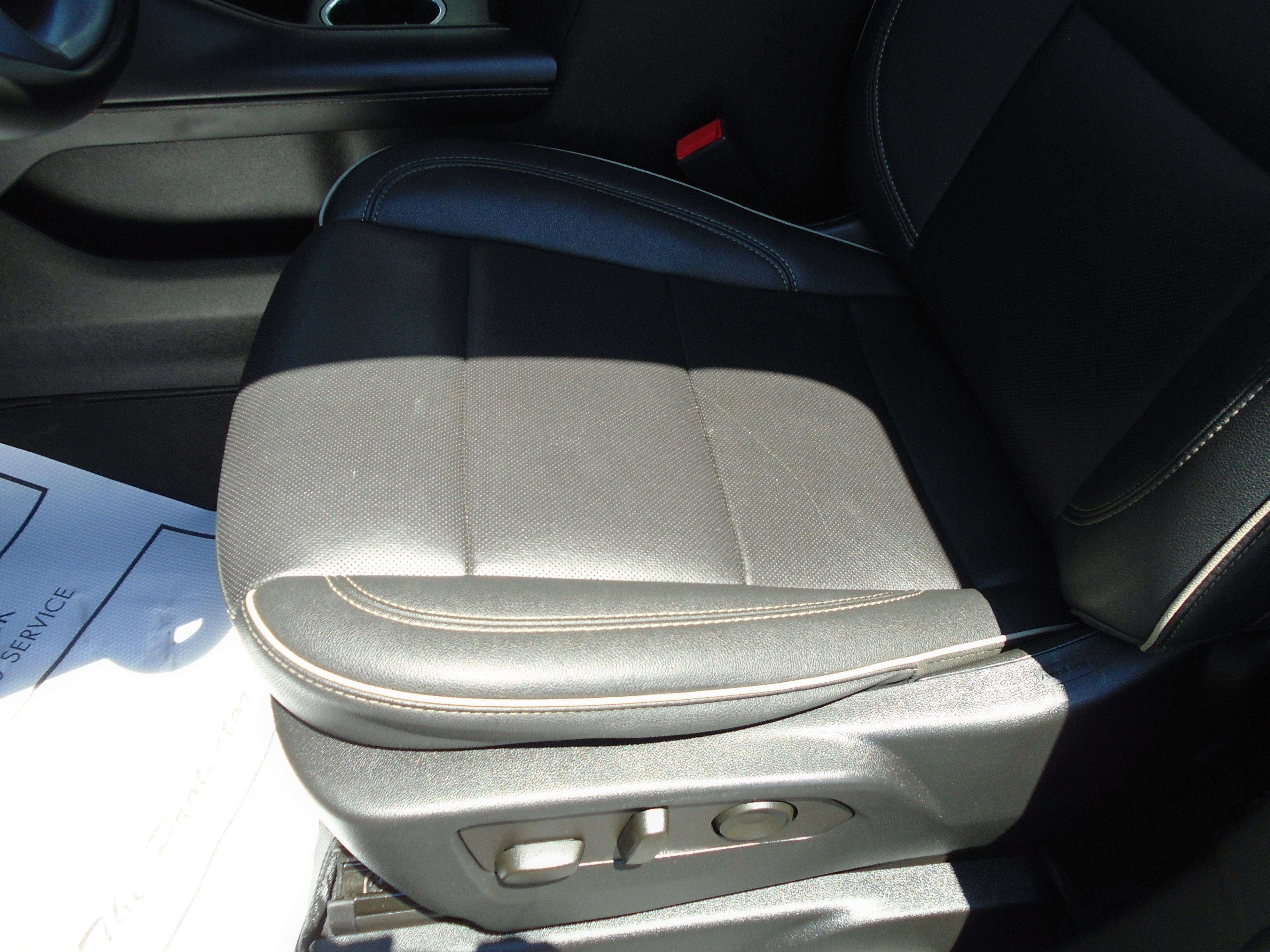 2023 GMC Yukon 4WD 4dr SLT