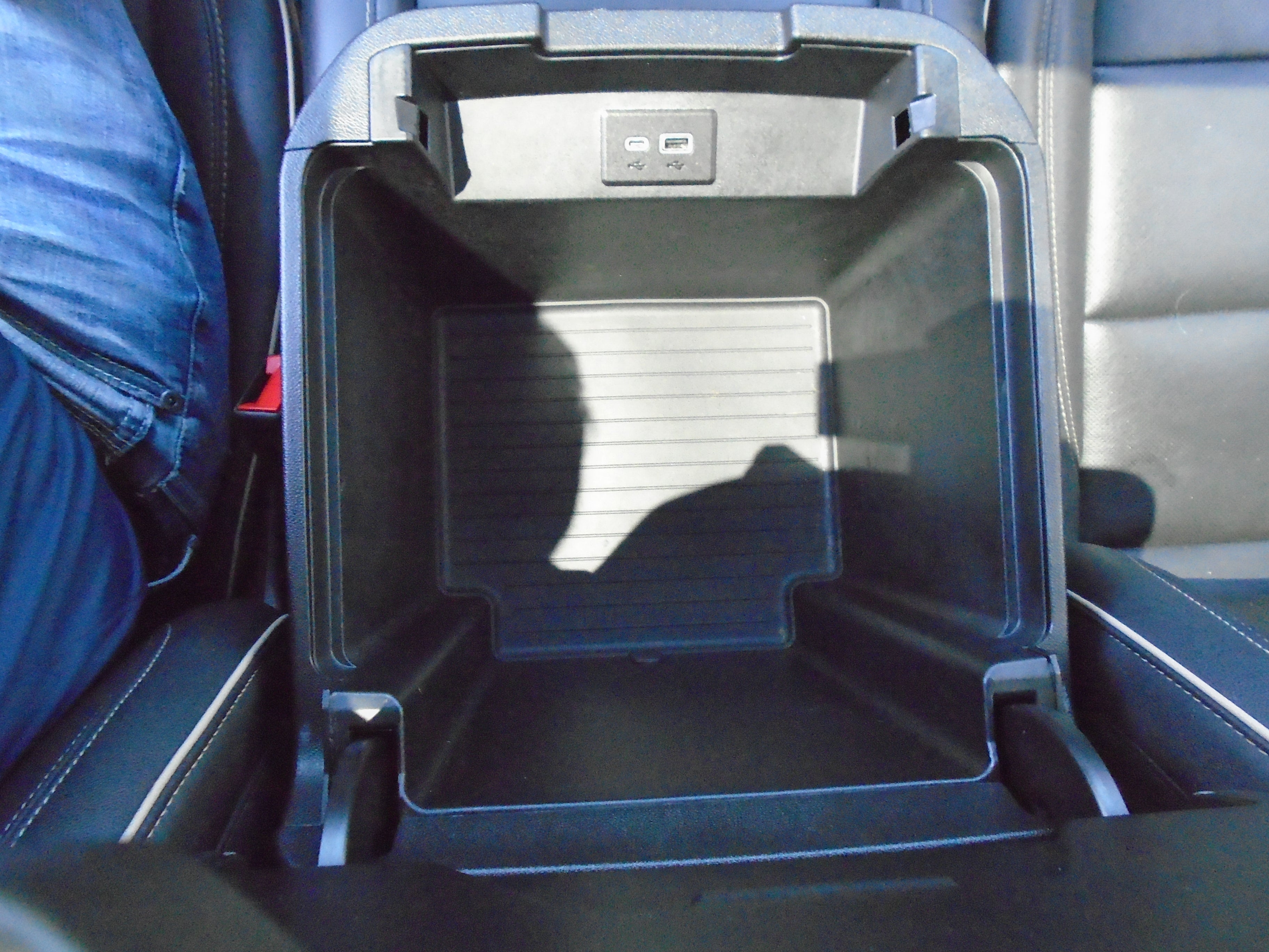 2023 GMC Yukon 4WD 4dr SLT