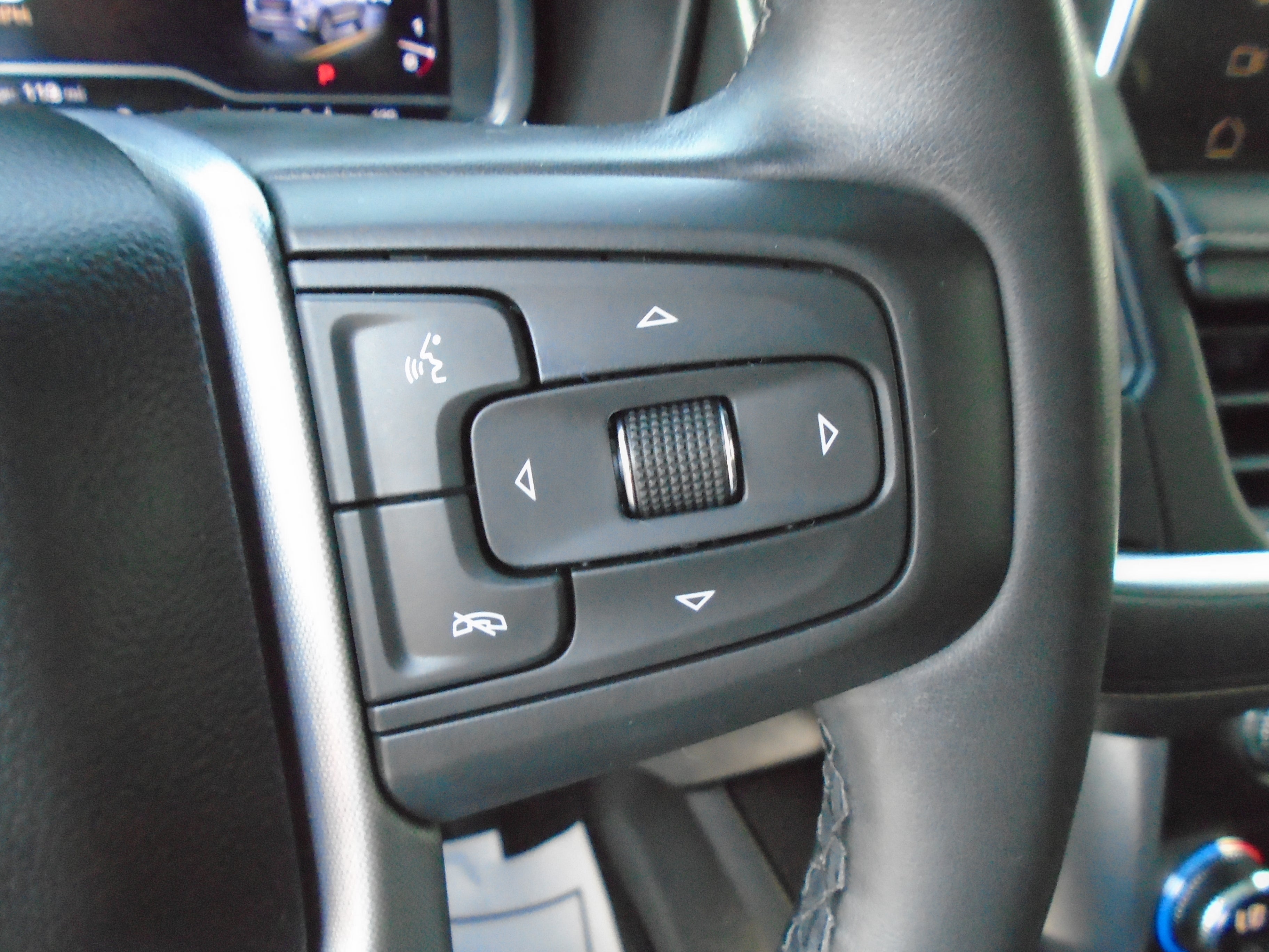 2023 GMC Yukon 4WD 4dr SLT
