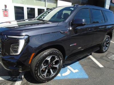 2025 GMC Yukon 4WD 4dr AT4