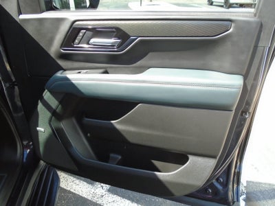 2025 GMC Yukon 4WD 4dr AT4