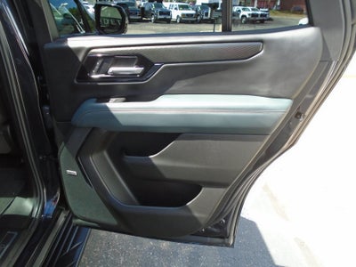 2025 GMC Yukon 4WD 4dr AT4