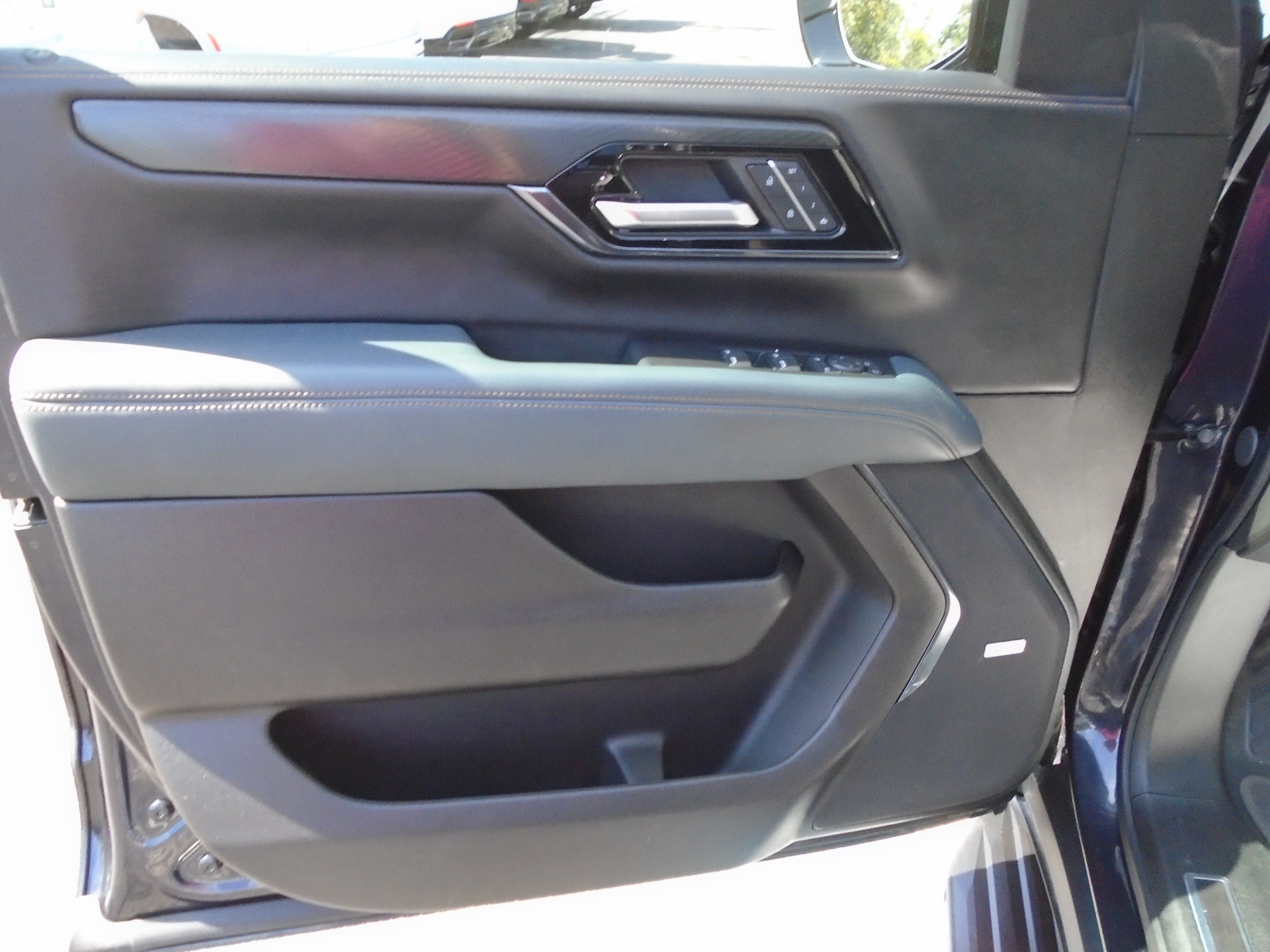 2025 GMC Yukon 4WD 4dr AT4