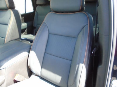 2025 GMC Yukon 4WD 4dr AT4