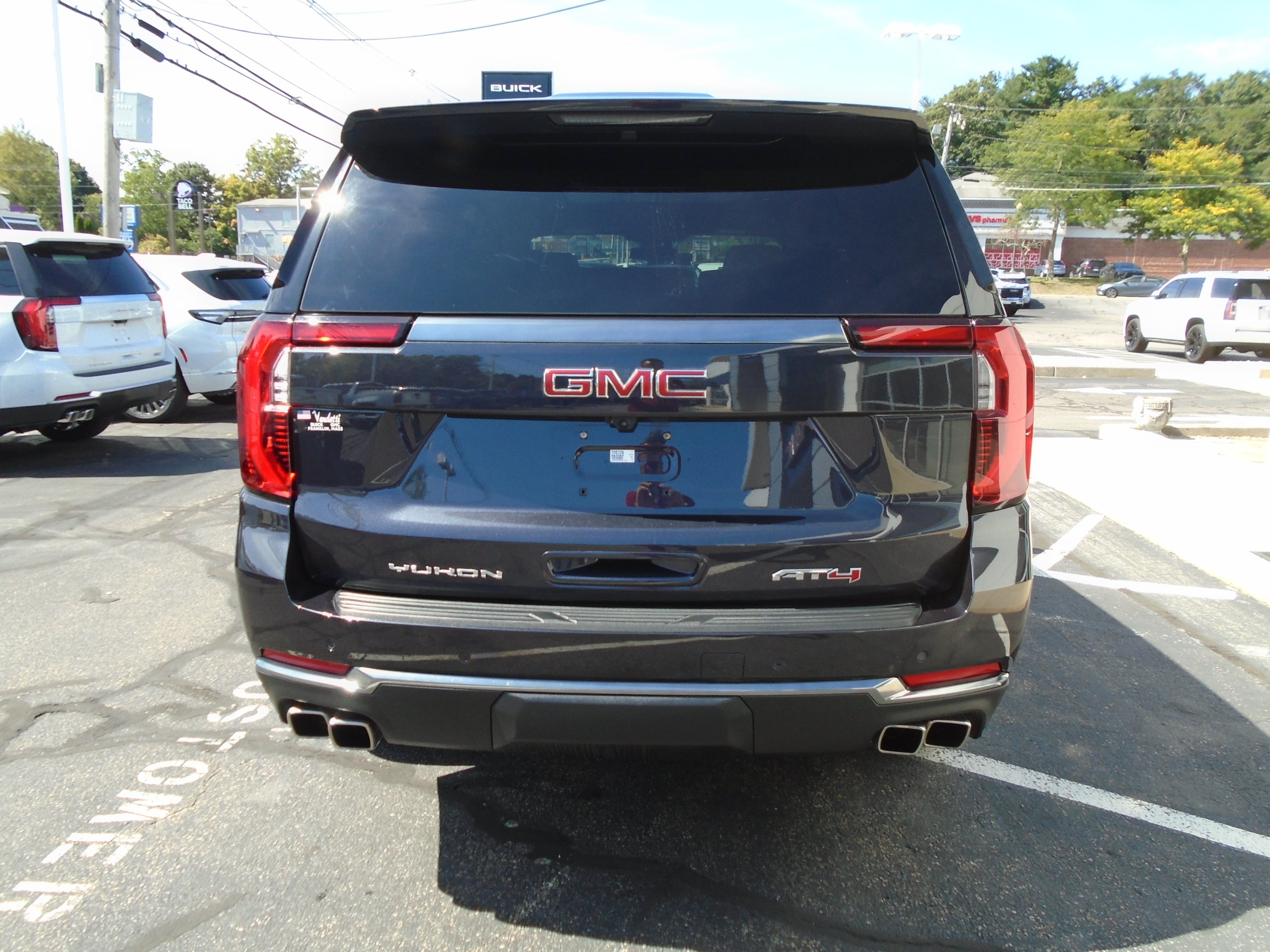 2025 GMC Yukon 4WD 4dr AT4