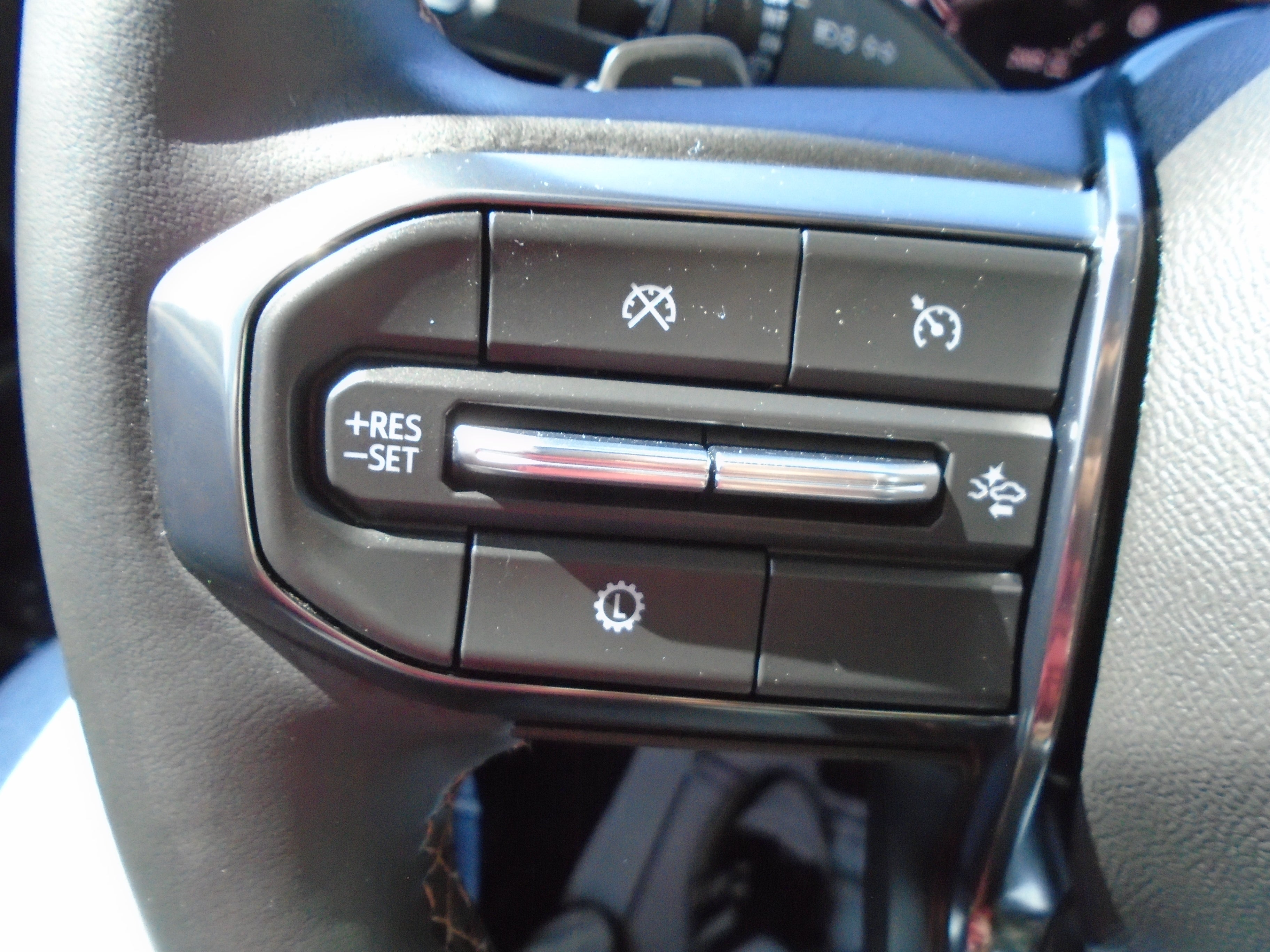 2025 GMC Yukon 4WD 4dr AT4