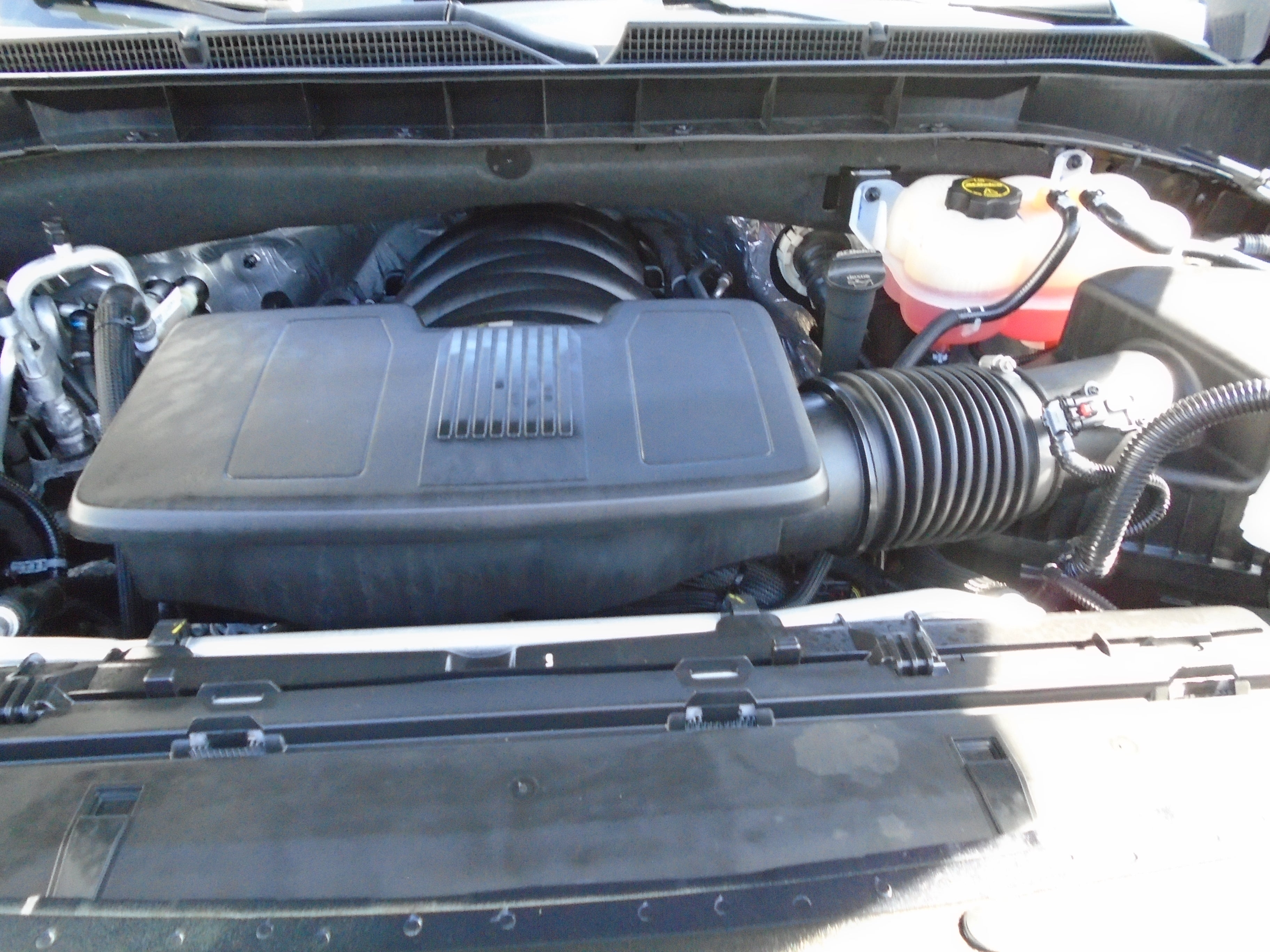 2025 GMC Yukon 4WD 4dr AT4