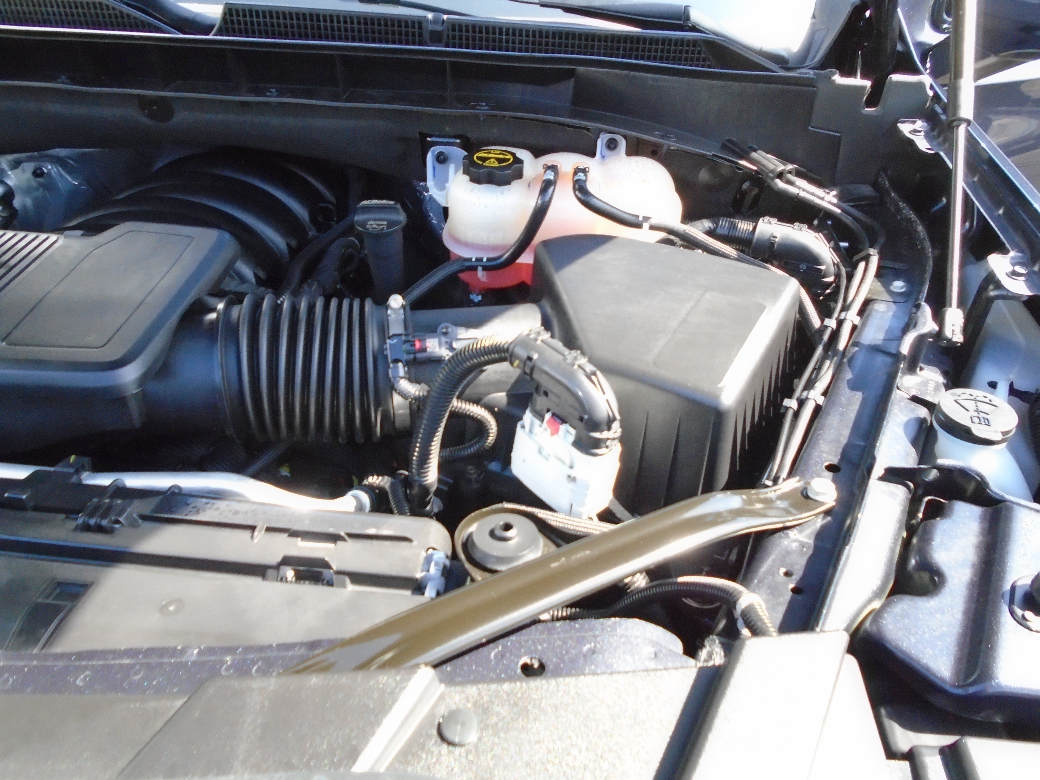 2025 GMC Yukon 4WD 4dr AT4