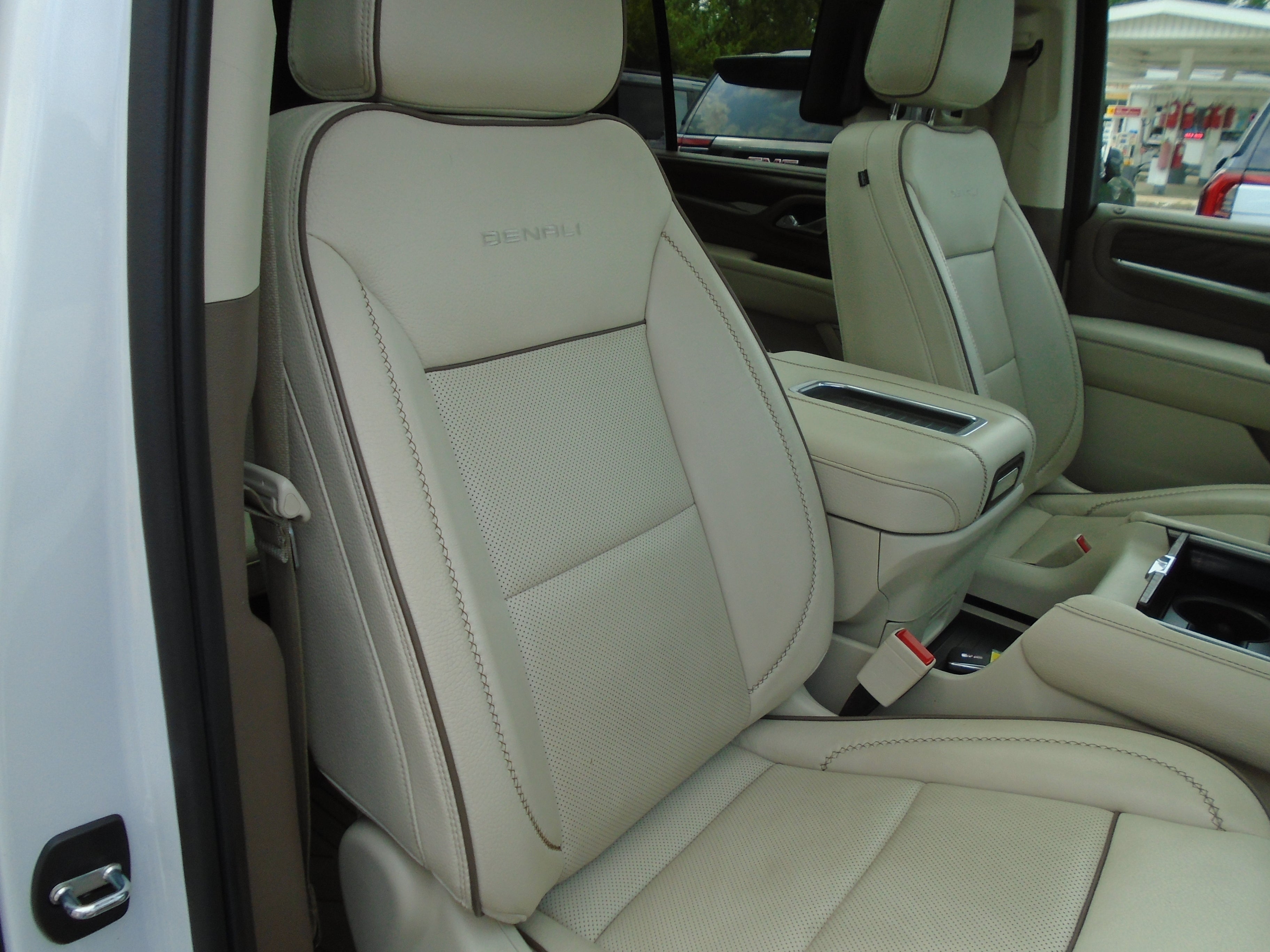 2023 GMC Yukon XL 4WD 4dr Denali